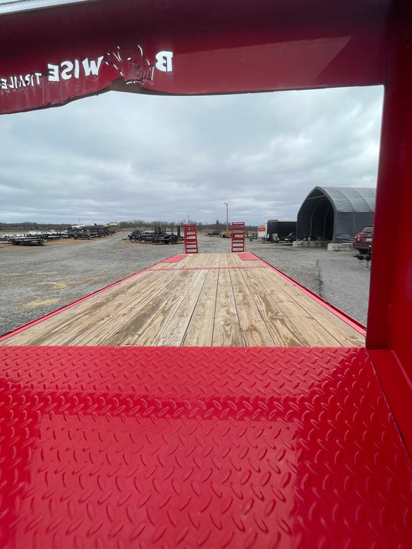 Pre-Owned B Wise 8x28 Flatbed Gooseneck 16,800 GVWR