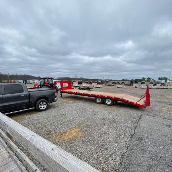 Pre-Owned B Wise 8x28 Flatbed Gooseneck 16,800 GVWR