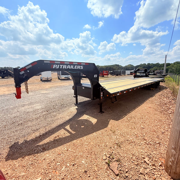 2026 PJ LD 8.5x40' Dual Flatbed Gooseneck w/ Monster Ramps