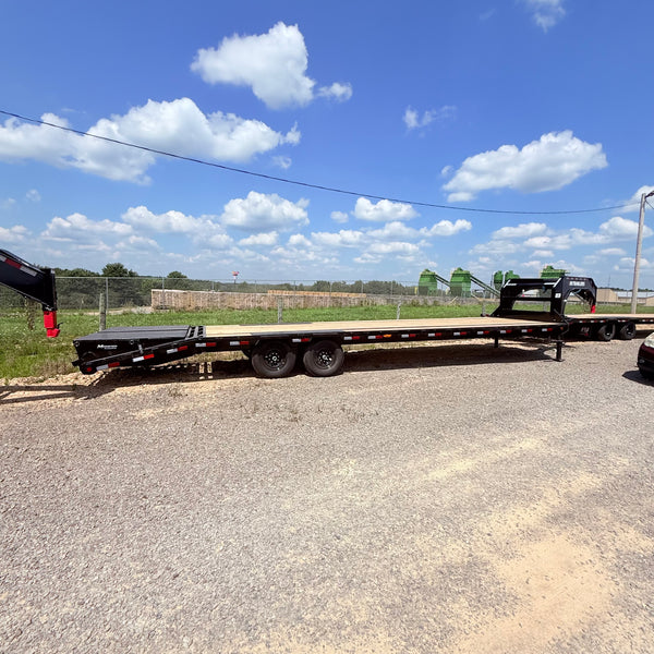 2026 PJ LS 8.5x32' Flatbed Gooseneck w/ Monster Ramps