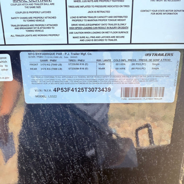 2026 PJ LS 8.5x32' Flatbed Gooseneck w/ Monster Ramps