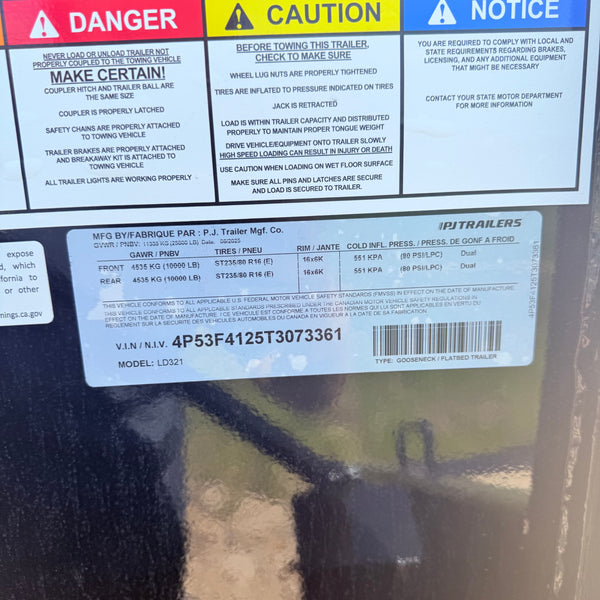 2026 PJ LD 8.5x32' Dual Flatbed Gooseneck w/ Monster Ramps