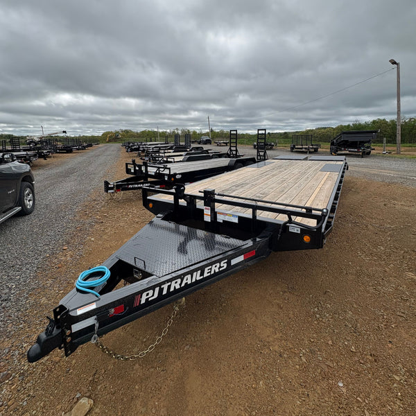 2025 PJ F8 8.5X24 DECKOVER EQUIPMENT TRAILER