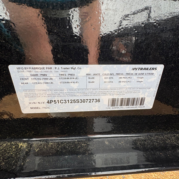 2025 PJ F8 8.5X24 DECKOVER EQUIPMENT TRAILER