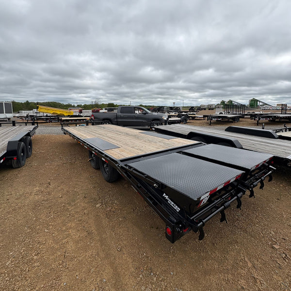 2025 PJ F8 8.5X24 DECKOVER EQUIPMENT TRAILER