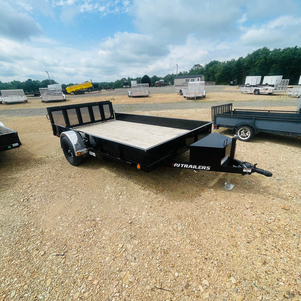 PJ U8 7X12 UTILITY w/Solid Sides/BI Fold Tailgate