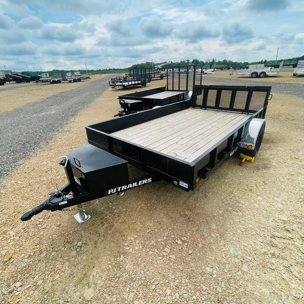 PJ U8 7X12 UTILITY w/Solid Sides/BI Fold Tailgate