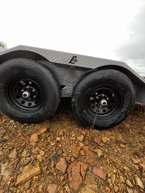 2026 LIBERTY 7X20 CAR HAULER 10K