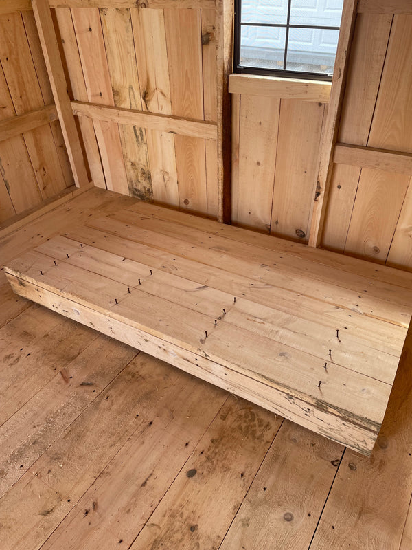 12x16 Shed w/ 1 Window, Green Roof