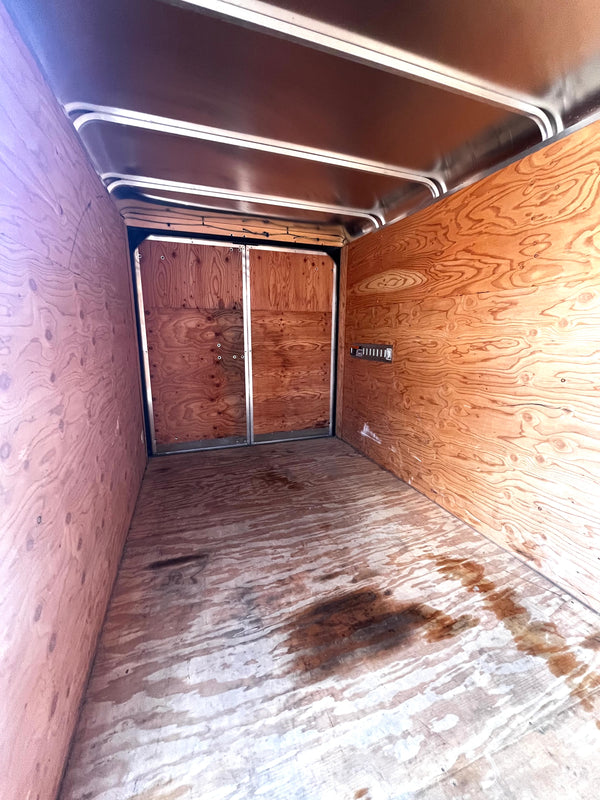 PREOWNED 2017 CARMATE 6X12 SPORTSTER W/BARN DOORS