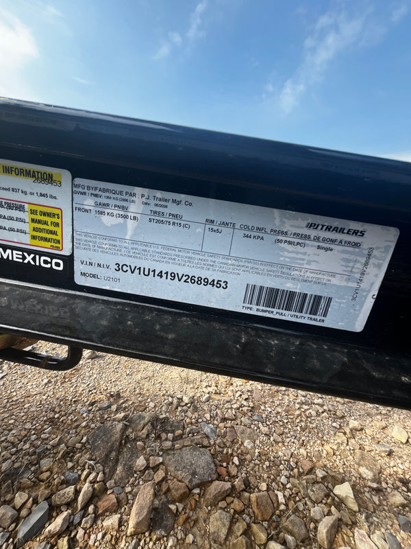 2027 PJ 6X10 U2 UTILITY TRAILER