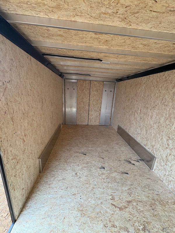 2025 DuraBull 7.5x14 Contractor Package W/ Barn Doors & Ramp