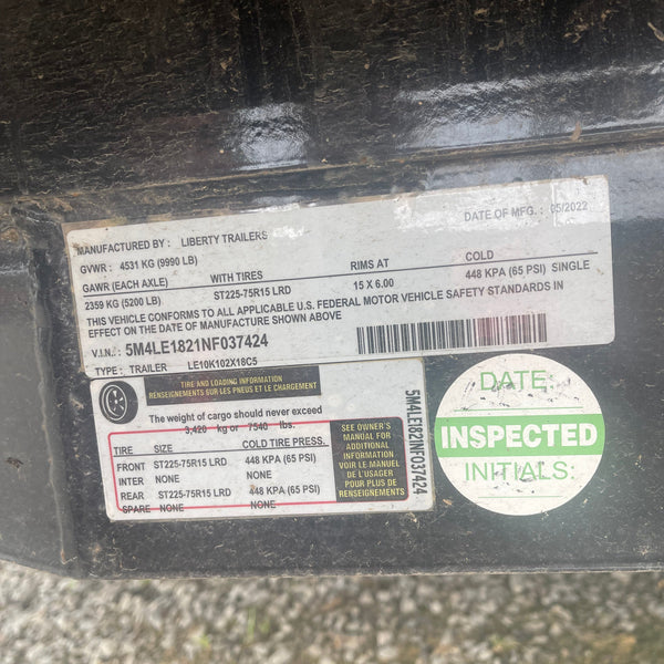 PRE-OWNED 2022 LIBERTY 8.5x18 DRIVE OVER FENDER EQUIPMENT TRAILER 10K
