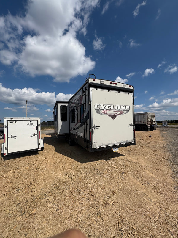 2014 Heartland Cyclone Camper