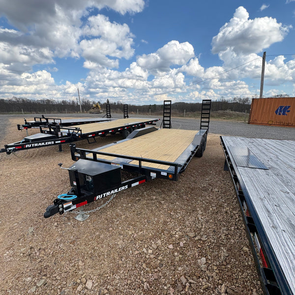2026 PJ B5 8x20 Buggy Hauler W/ STAND UP RAMPS