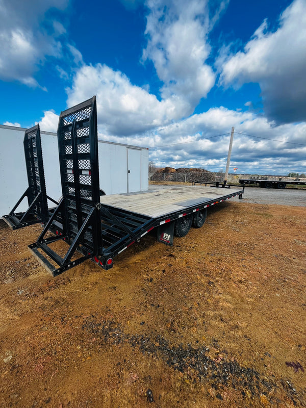 Pre Owned 2025 PJ F8 8.5X24 DECKOVER EQUIPMENT TRAILER 16K GVWR