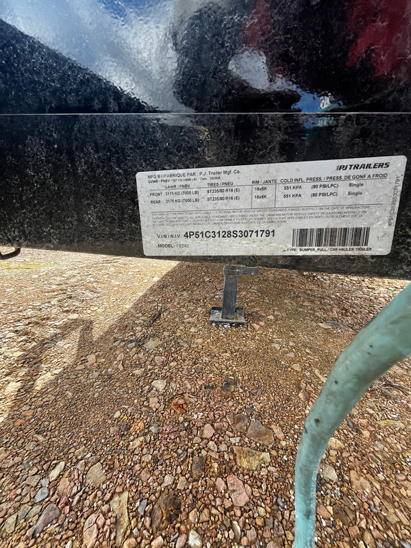 Pre Owned 2025 PJ F8 8.5X24 DECKOVER EQUIPMENT TRAILER 16K GVWR