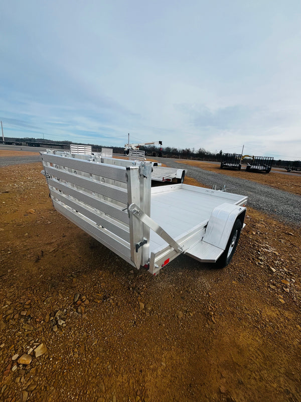 2026 Aluma 63"x10 Heavy single axle w/ Bi FOLD (6310H-S-BT)