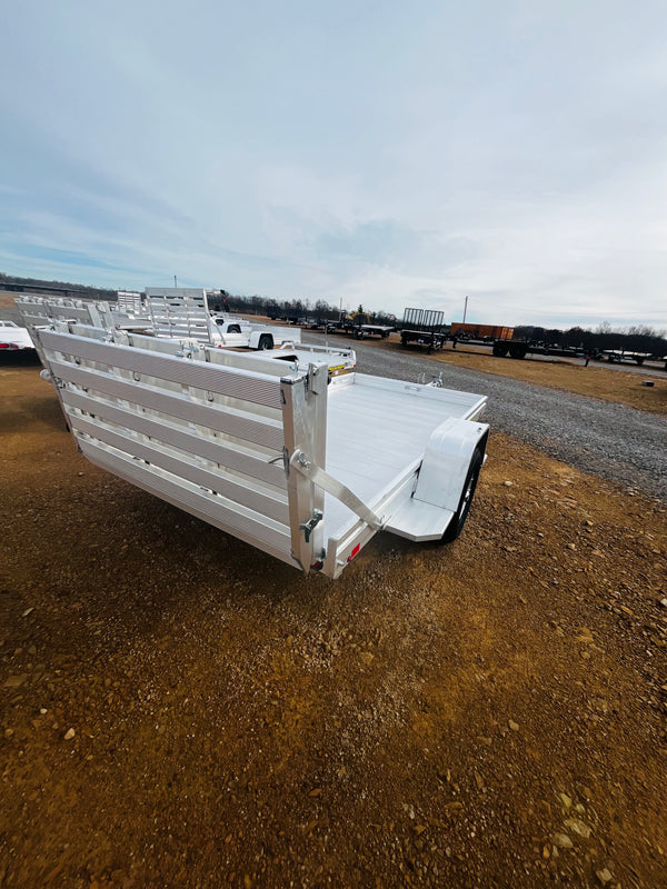 2026 Aluma 63"x10 Heavy single axle w/ Bi FOLD (6310H-S-BT)