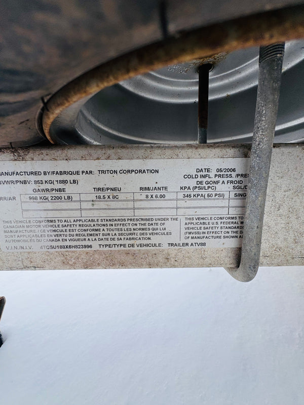 PREOWNED 2006 TRITON 79"X104" ATV DECKOVER