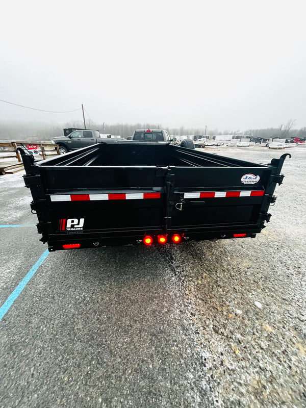 PRE OWNED 2023 PJ DL 7x12 Tandem Dump 14K W/ TARP & RAMPS