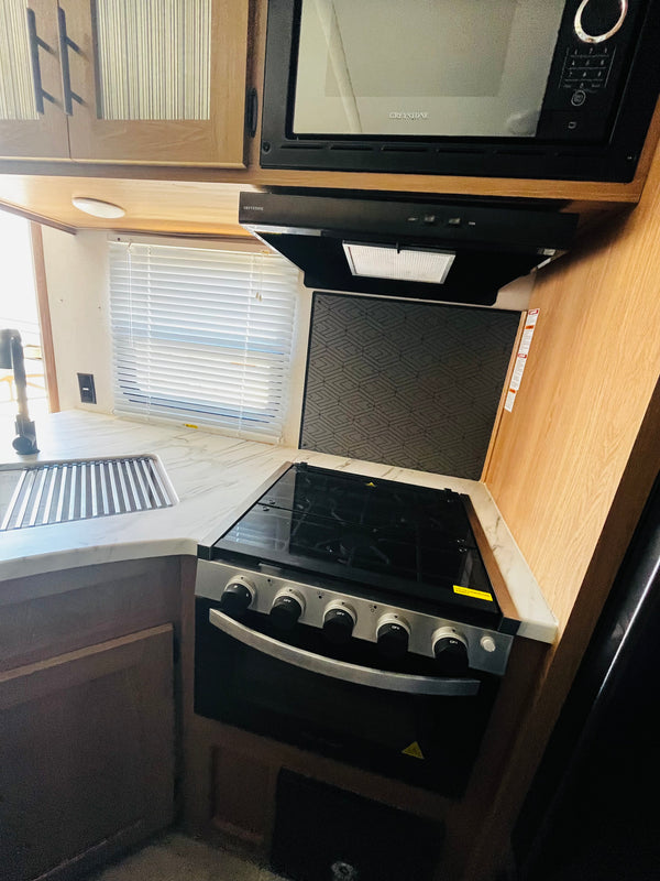 2023 PRIMETIME RV AVENGER CAMPER