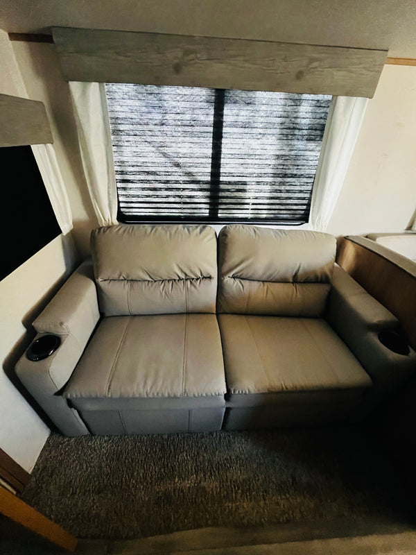 2023 PRIMETIME RV AVENGER CAMPER